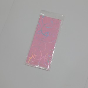 Több színű szövetpapír kézműves projektekhez, díszítéshez vagy minden egyes alkohola ajándékcsomagoláshoz