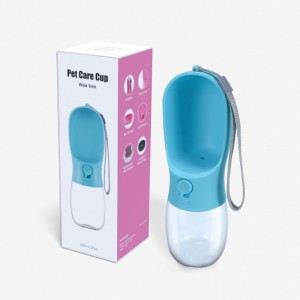 Élelmiszer -minőségű műanyag szivárgásbiztos hordozható kölyökkutya -adagoló kutya vizes palack ivó adagolóval háziállatok számára kültéri séta túrázás utazás