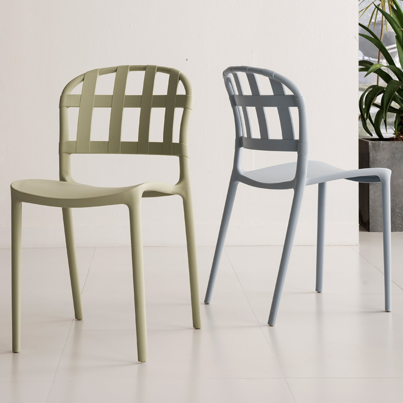 Modern műanyag színű szék karnélküli rögzített háttámla kültéri egyszerű társalgó műanyag étkezőszék