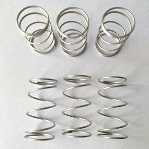 A rozsdamentes acél tekercsrugó visszaállítása