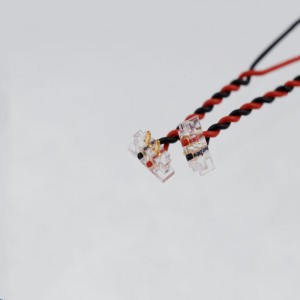 Feldolgozás és testreszabás 1.27 Távoli Crystal Head Pierces kürt akkumulátor elektronikus csatlakozó vezetéke Elco8005 mikro motor kábel