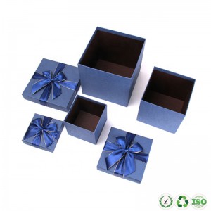 Egyéni újrahasznosított kézműves papír ajándékdoboz