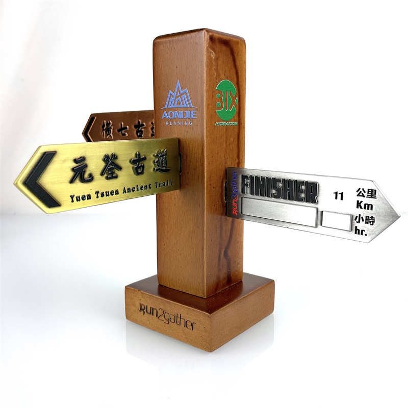 Egyirányú 3D -s fém arany triatlon befejező maratoni sportérmet futó egyedi érmes trófeák és érmek