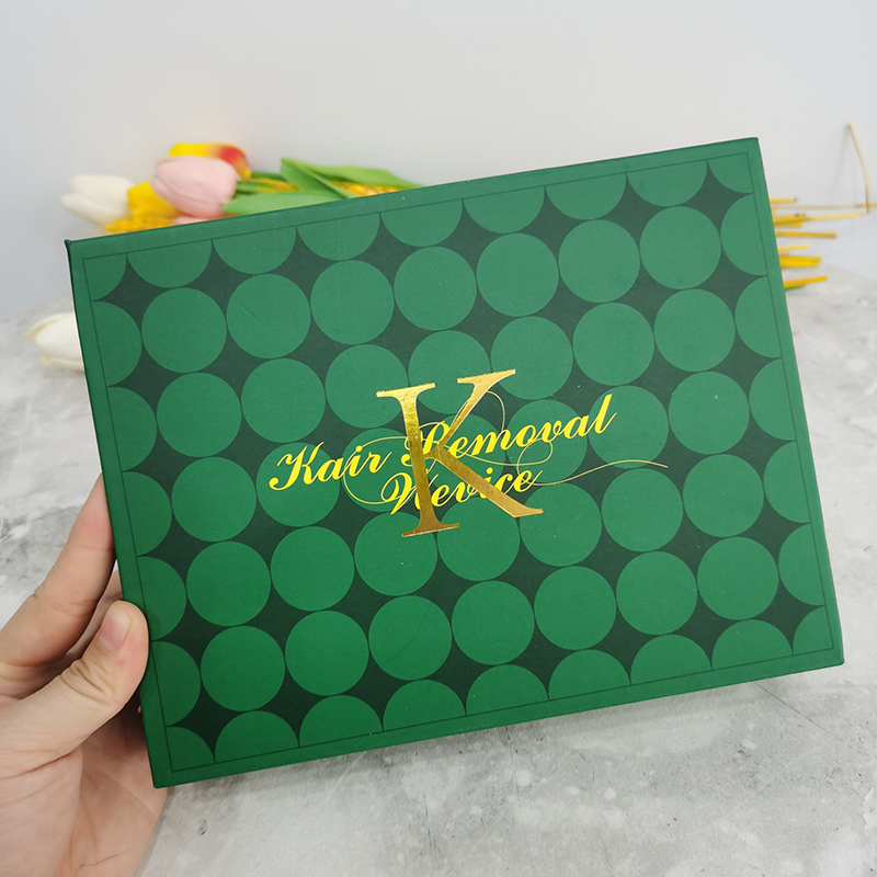 Pakiss sovány kiwi lányok irigykednek a könnyen használható jégpont haj eltávolítójával