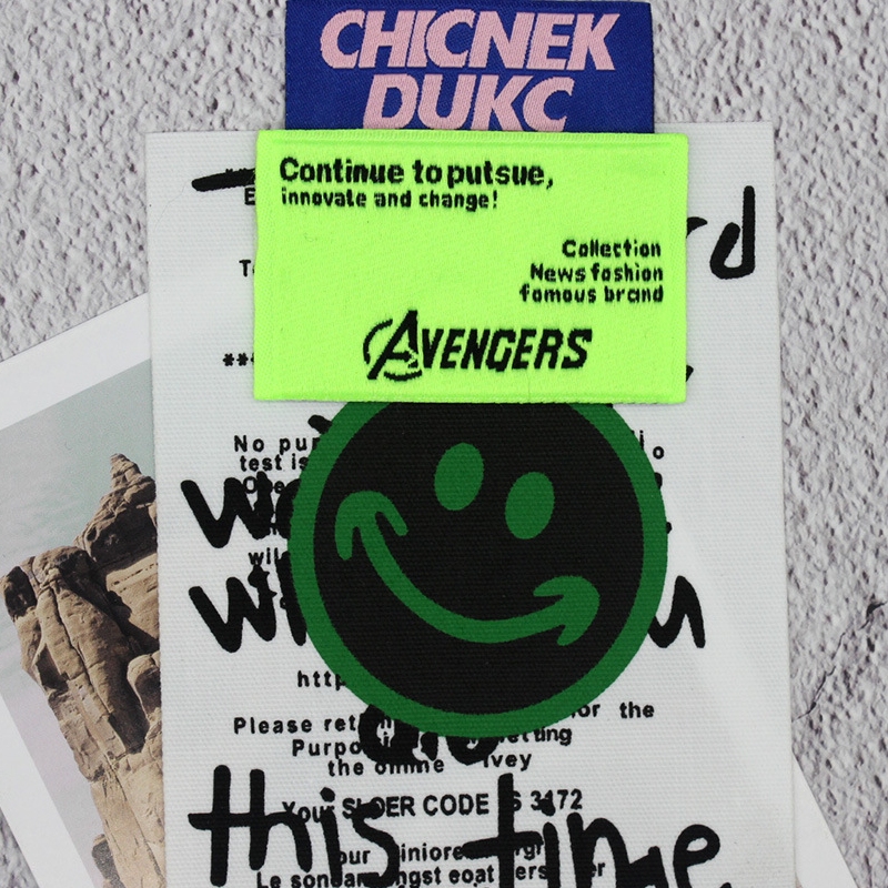 Színesnyomtatás szállítási jel