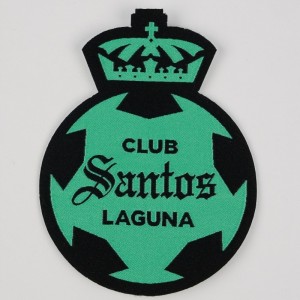 Nagykereskedelmi hővágás egyedi márkanév hímzés logó egyedi ruhák hímzett javítások