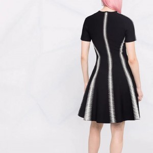 2022 egyedi OEM&ODMnői pulóver ruha kötött luxusnők pulóverruhája