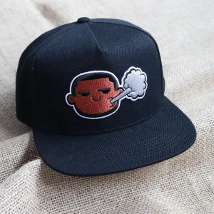 Öt panel Flat Flat Bill Visor Classic Snapback kalap állítható magas felső végű divatos színes stílusú hang Snapback kalap sapka férfiak