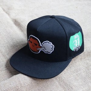 Öt panel Flat Flat Bill Visor Classic Snapback kalap állítható magas felső végű divatos színes stílusú hang Snapback kalap sapka férfiak