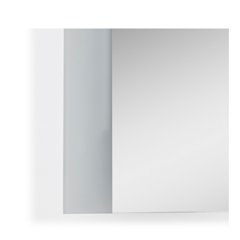 Hospitality Hotel Hierity Tükör két vége háttérképével a szálloda tipikus fürdőszobájában a vendégszobában