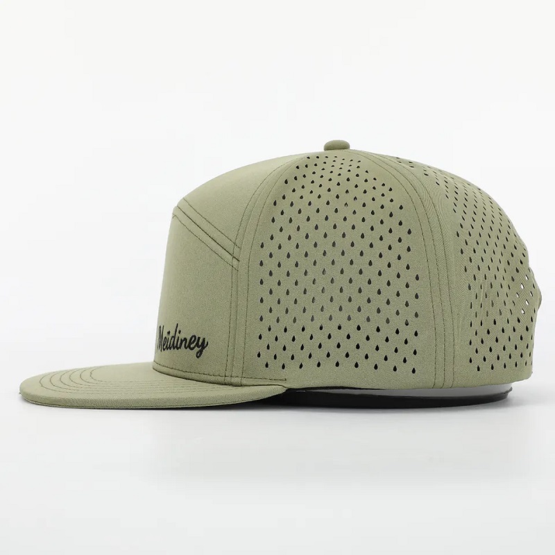 OEM egyedi, kiváló minőségű hímzés logo luxus 7 Panel Back Cap felnőtt lapos számla hátsó kalap lézerrel vágott lyukakkal
