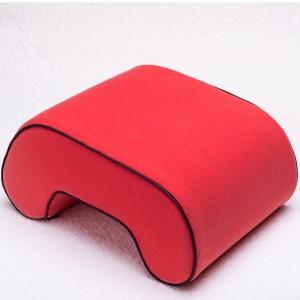 Utazási párna a repülőgép -íróasztalhoz a munka járataihoz való szunyókáláshoz