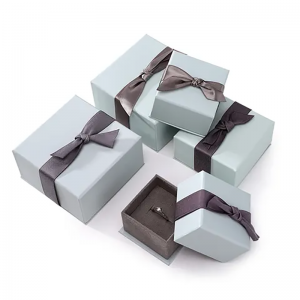 DG-680 ajándékdoboz buborékos préselőgép