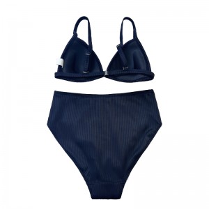 Szexi bikininők plusz méretűnők fürdőruha kövérnő bikini képekben