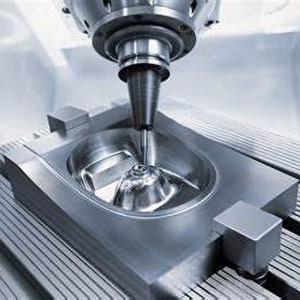 5 tengelyes CNC penészmag