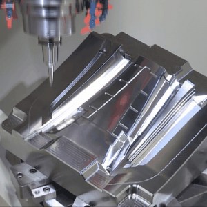 5 tengelyes CNC penészmag
