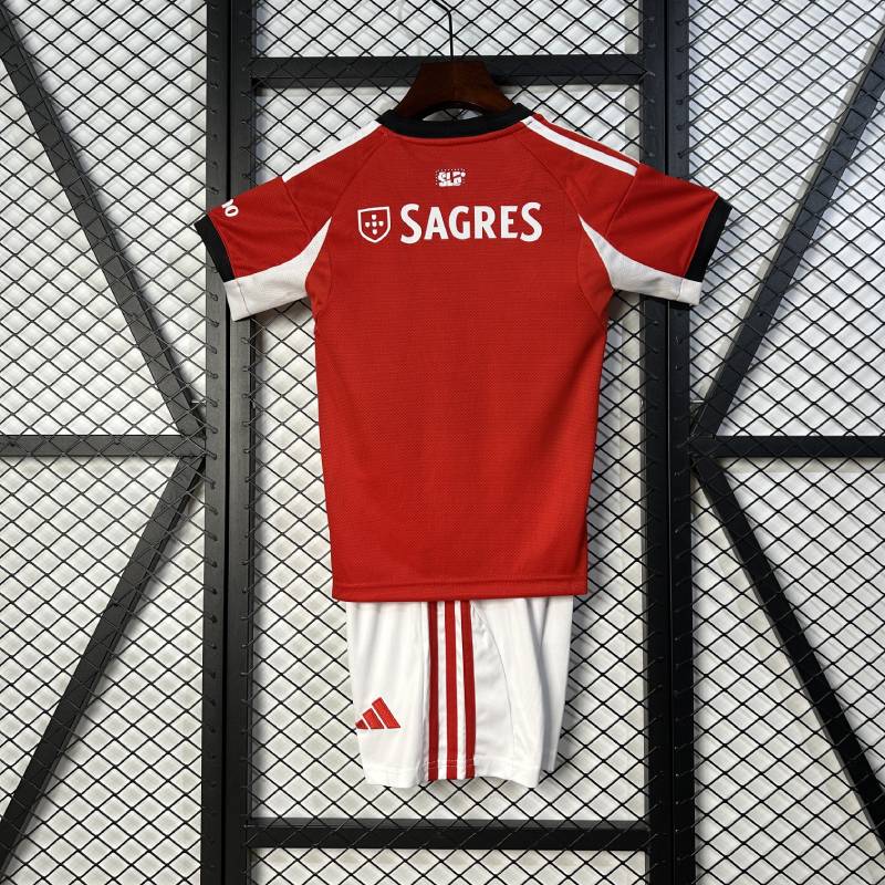 25/26 gyerek Benfica Home Méret: 16-28