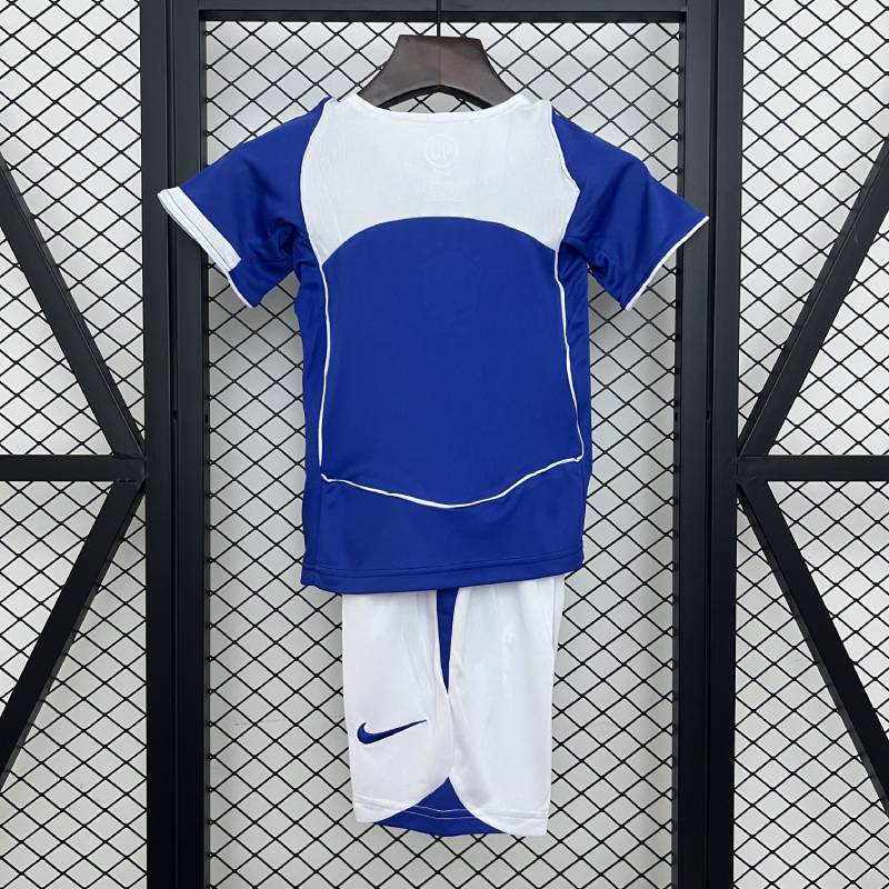 Gyerekek Brazília 2004 A távoli méret: 16-28