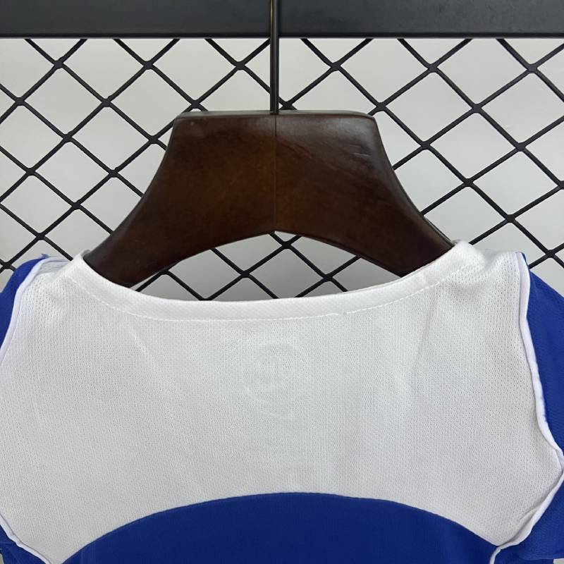 Gyerekek Brazília 2004 A távoli méret: 16-28